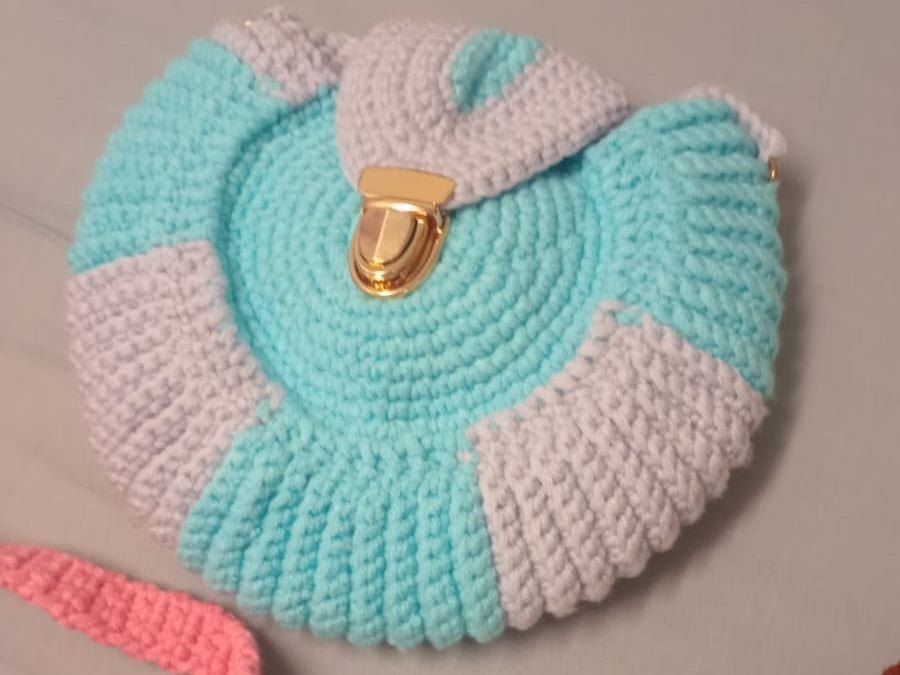 MOM yarn..